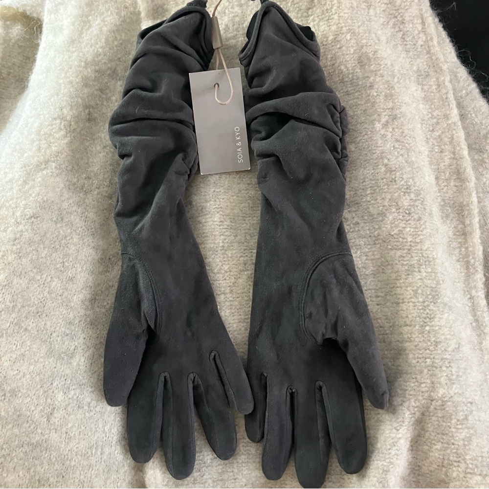 New Soya & Kyo Suede Gloves Grey